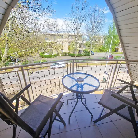Weinberger Vendeghaz Guest house *