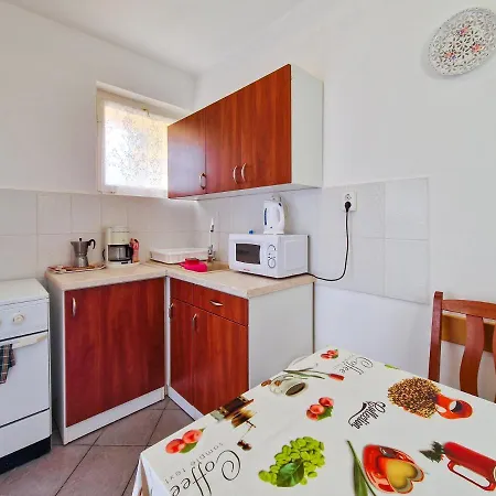 Weinberger Vendeghaz 3* Zamárdi