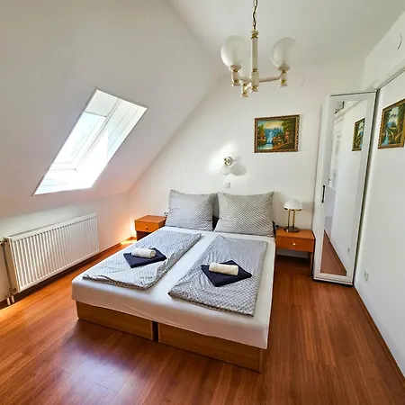 Pensionat Weinberger Vendeghaz 3*
