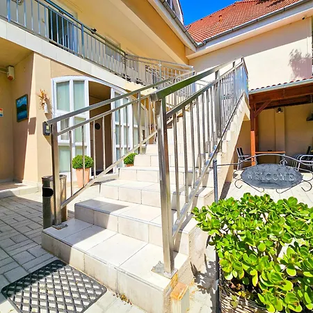 Casa de hóspedes Weinberger 3*