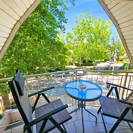 Weinberger Vendeghaz Pensionat 3*