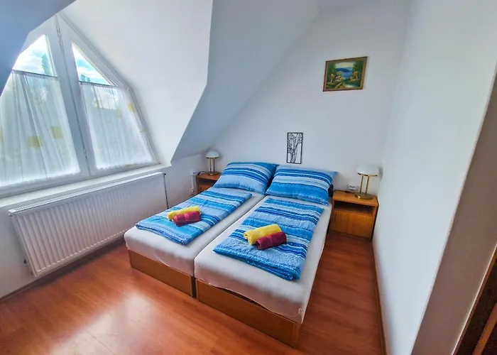 Weinberger Vendeghaz 3*